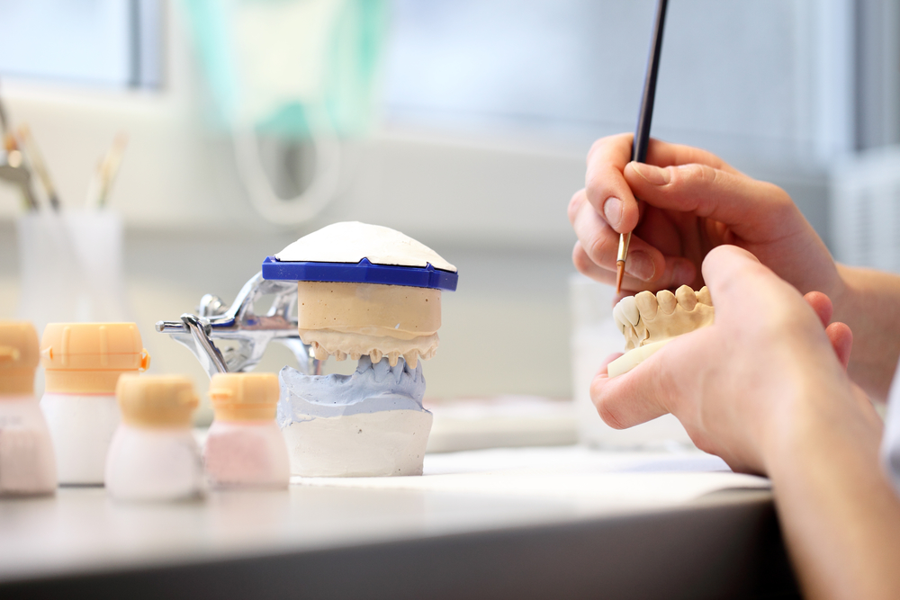 Современное протезирование зубов новые технологии гибкие протезы