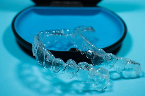 Показания к применению элайнеров Invisalign